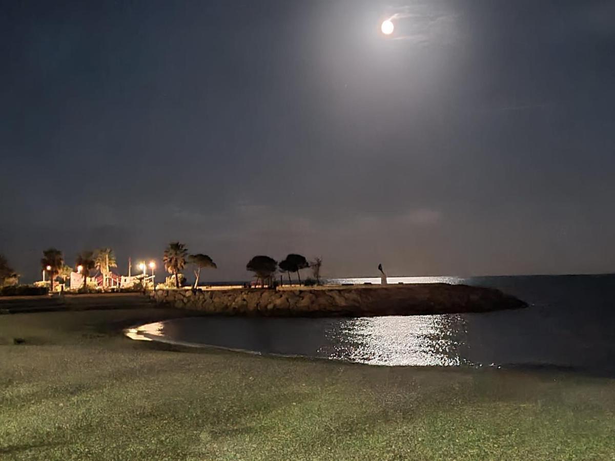 Villa Azzurra Menton Apt Luxe, Front Mer, 4Th Floor Of 5, Wifi, Tvsat, Climate Buitenkant foto